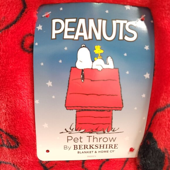 Peanuts Snoopy Extra Long Pet Throw Blanket 60" x 70" by Berkshire Red - Picture 3 of 11
